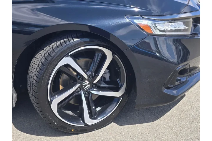 $25588 : Honda Accord 2021 Sport 4dr image 9
