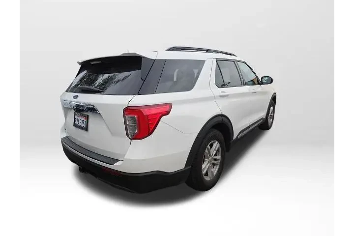 $24826 : Ford Explorer 2021 XLT 4dr S image 3