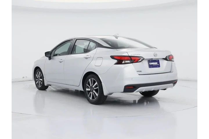 $20998 : Nissan Versa 2025 SV 4dr Sed image 2