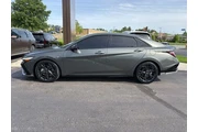 $25443 : Hyundai ELANTRA 2024 N Line thumbnail