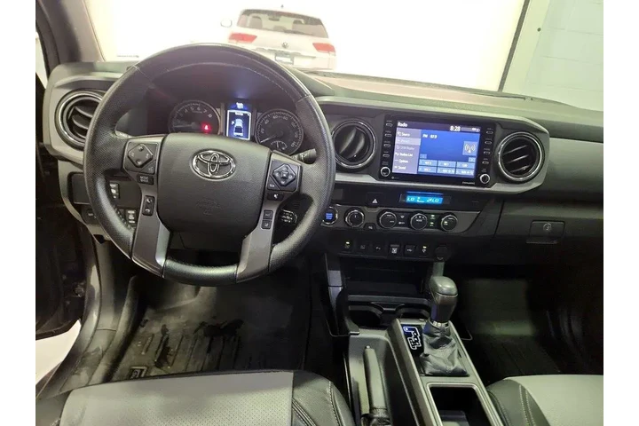 $37998 : Toyota Tacoma 2021 4x4 TRD O image 9