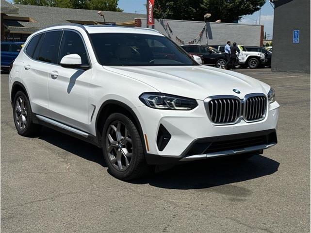 2024 BMW X3 sDrive30i image 1