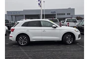 $30290 : Audi Q5 2024 AWD quattro S l thumbnail