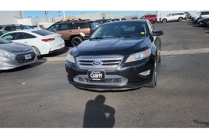 $8970 : Ford Taurus 2011 AWD SHO 4dr image 4