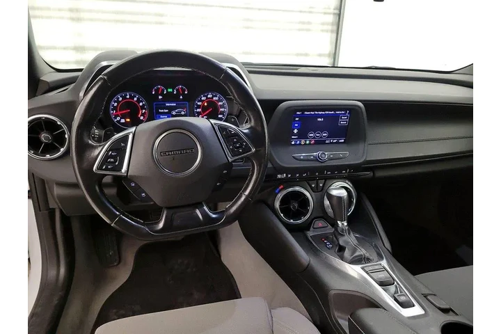 $21998 : Chevrolet Camaro 2023 LT 2dr image 9