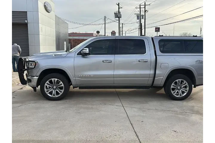 $39686 : Ram 1500 2022 4x4 Limited Lo image 2