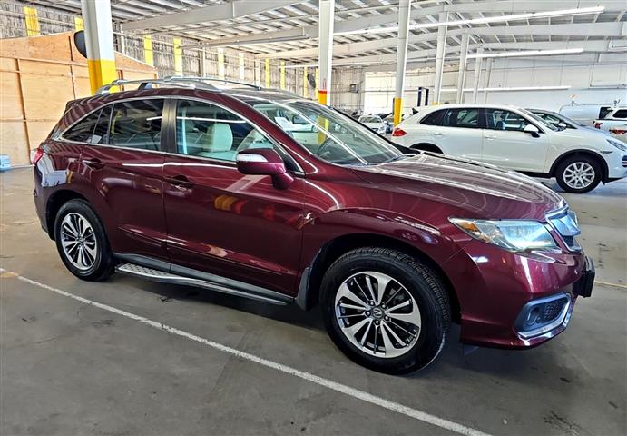 2017 RDX image 3