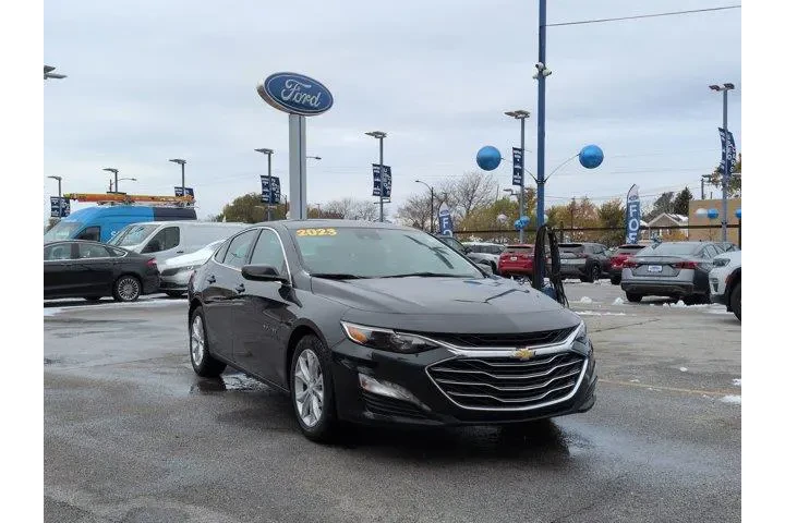 $15771 : Chevrolet Malibu 2023 LT 4dr image 1