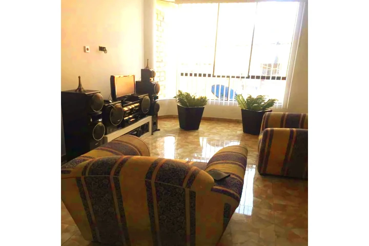 $94000 : INMUEBLE 155M2 NUEVO $94MIL! image 2