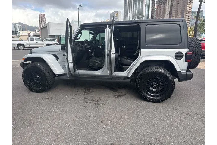$26795 : Jeep Wrangler Unlimited 2022 image 7