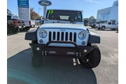 $21533 : Jeep Wrangler Unlimited 2015 thumbnail