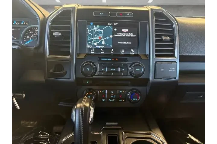 $21981 : Ford F-150 2017 4x2 XLT 4dr image 3