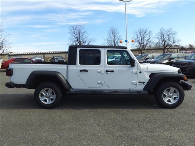$31995 : PRE-OWNED 2020 JEEP GLADIATOR image 3