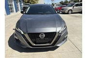 $14990 : 2020 Altima 2.5 SR thumbnail
