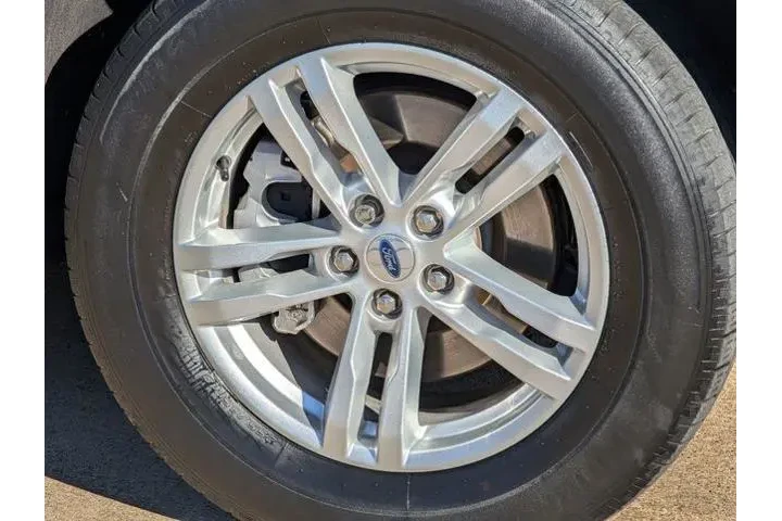 $26657 : Ford Explorer 2023 XLT 4dr S image 9