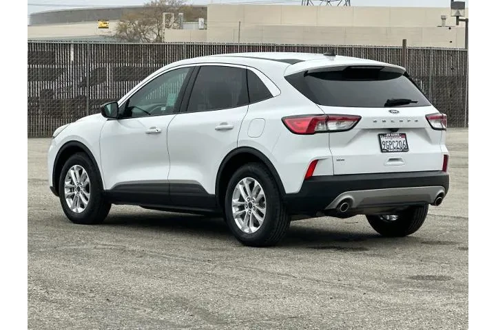 $20410 : Ford Escape 2022 SE 4dr SUV image 5
