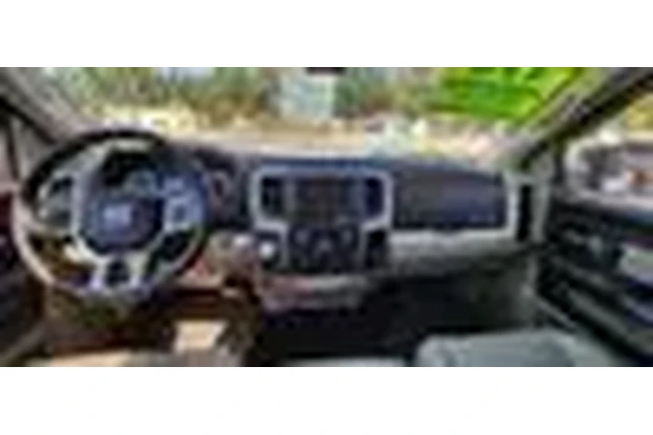 $17995 : 2015 1500 image 8