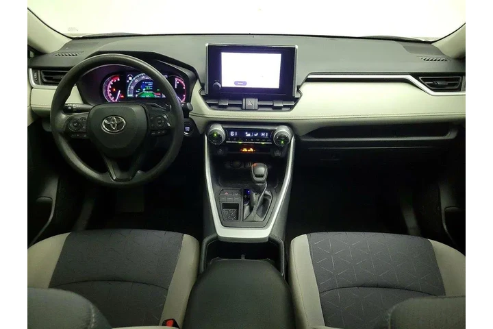 $27998 : Toyota RAV4 2023 XLE 4dr SUV image 9