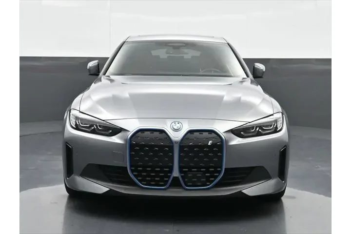 $37683 : BMW i4 2023 eDrive35 Gran Co image 6