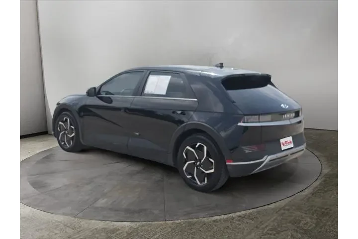 $23716 : Hyundai IONIQ 5 2023 SEL 4dr image 3