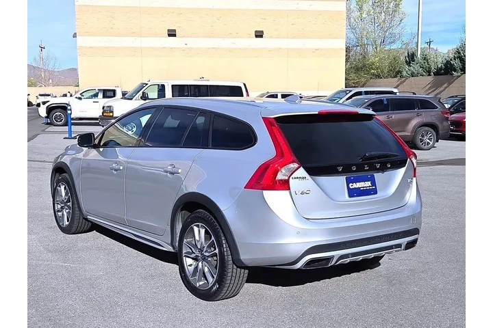 $18998 : Volvo V60 Cross Country 2018 image 7