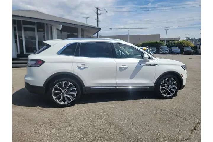 $25991 : Lincoln Nautilus 2021 Reserv image 3