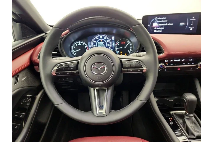 $31998 : Mazda Mazda3 Hatchback 2025 image 10