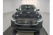 $19290 : Volkswagen Tiguan 2024 S 4dr thumbnail