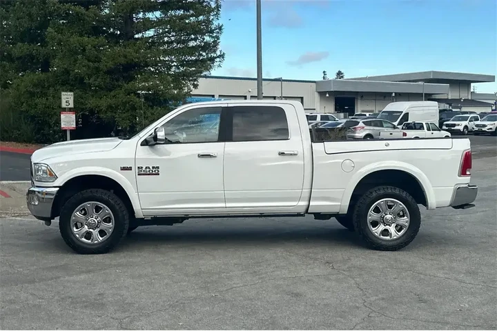 $34622 : Ram 2500 2014 4x4 Laramie 4d image 6