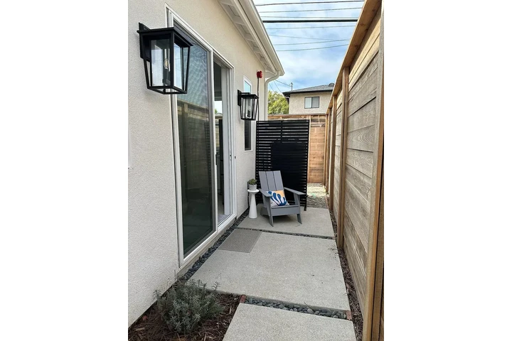 $1295 : Wonderful Home for rent image 6