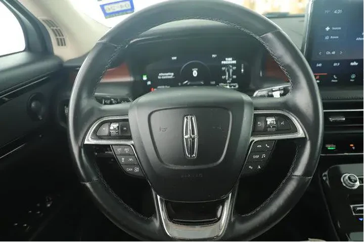 $33994 : Lincoln Nautilus 2023 Reserv image 2