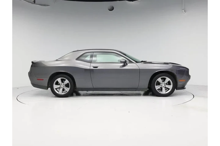 $23998 : Dodge Challenger 2019 SXT 2d image 7