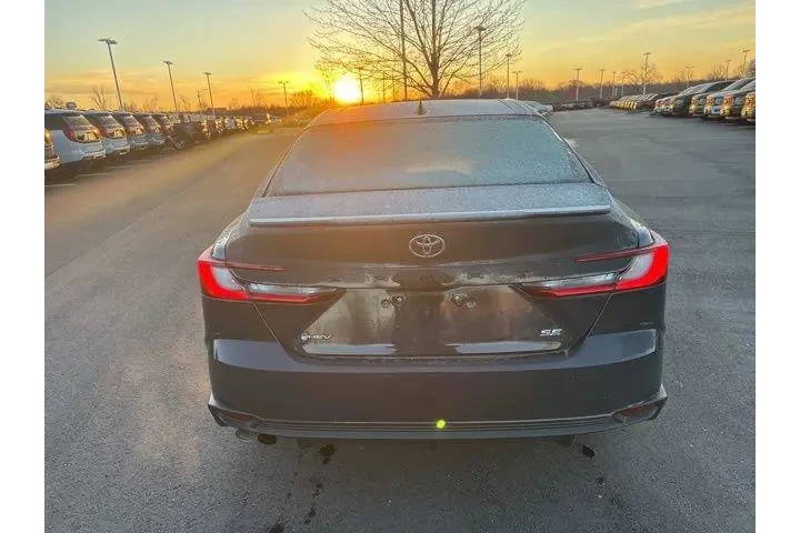 $30000 : Toyota Camry 2025 SE 4dr Sed image 5