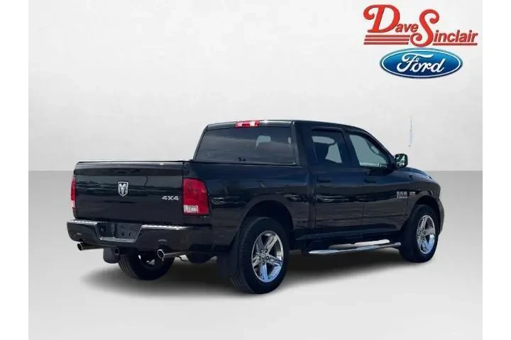 $14888 : Ram 1500 2015 4x4 Express 4d image 7