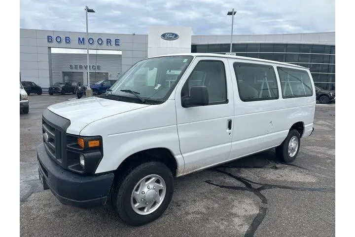 $17957 : Ford E-Series 2014 E-350 SD image 1