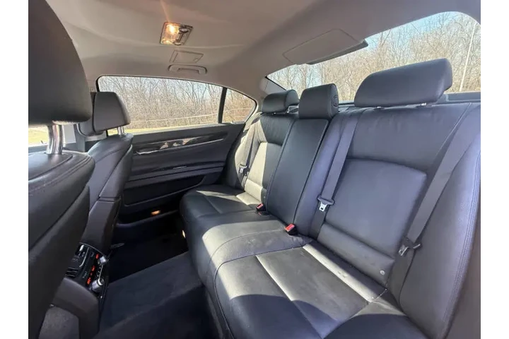 $11999 : 2015 BMW 7 Series 740Li image 10