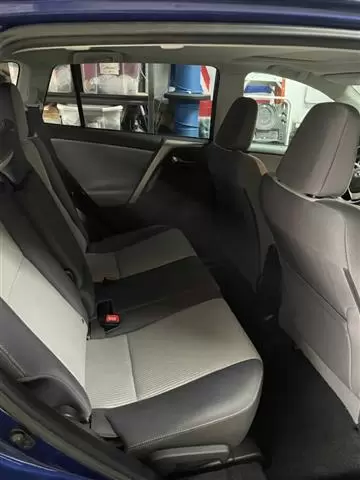 $9900 : 2015 Toyota RAV4 XLE image 6