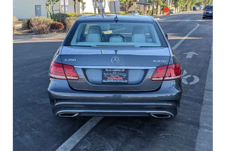 $12988 : 2014 E 250 BlueTEC Sport Sedan image 6