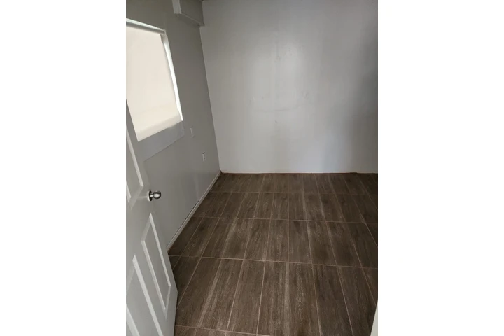 $2400 : Se renta apartament en Rialto image 6