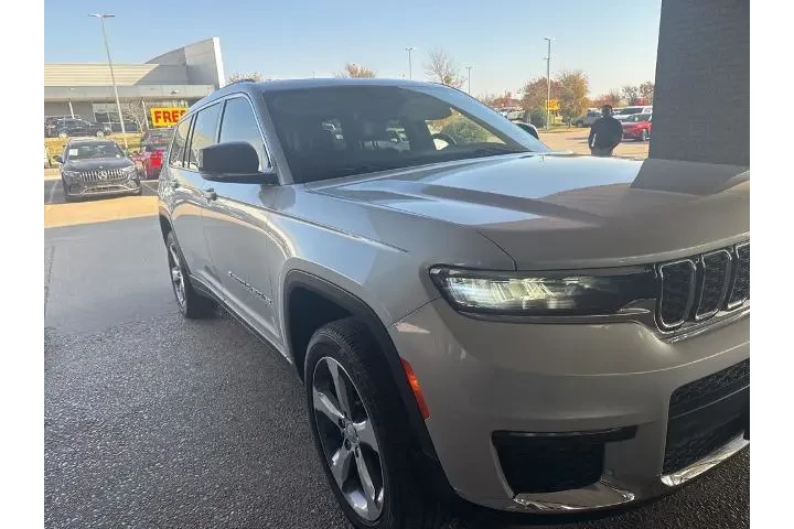$26585 : Jeep Grand Cherokee L 2021 4 image 8