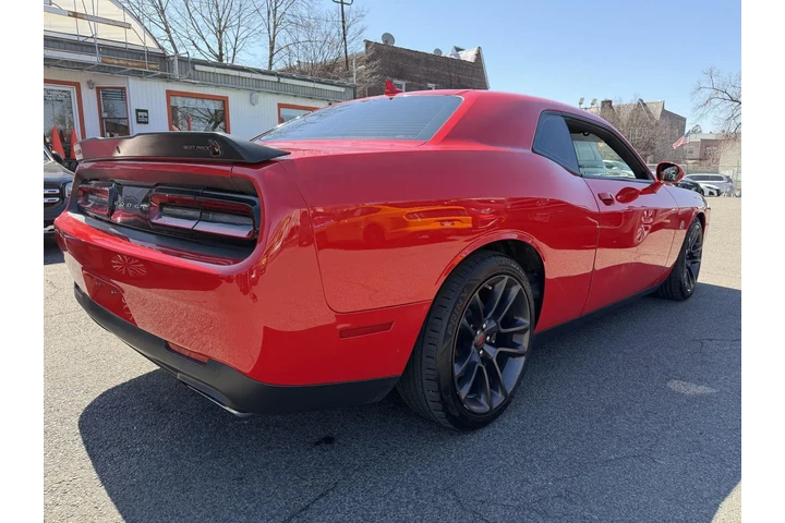 $32990 : Dodge Challenger 2020 R/T Sc image 7