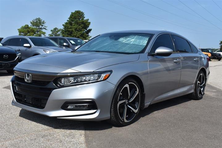 2019 Accord Sport image 1