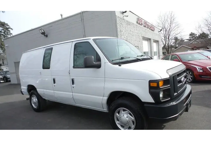 $14900 : 2014 E-Series E-250 image 3