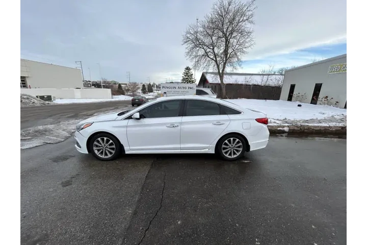 $10990 : 2017 Sonata Limited image 4