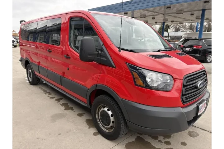 $27990 : 2018 Transit 350 XL image 5