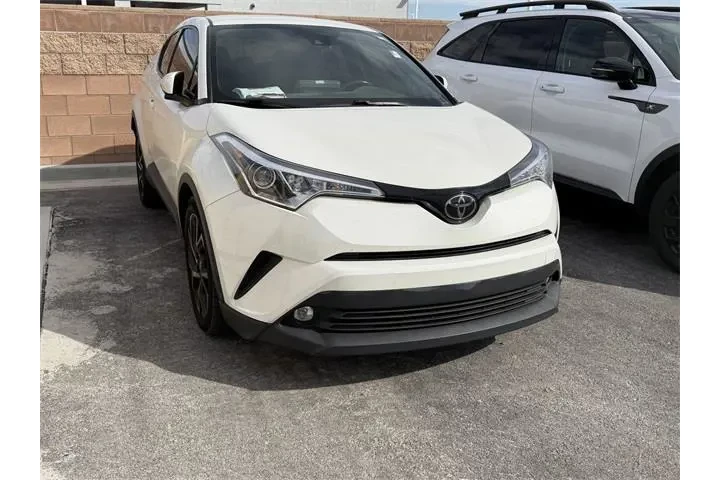 $15988 : Toyota C-HR 2019 LE 4dr Cros image 5