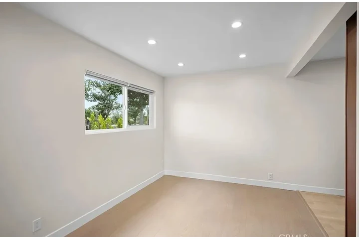 $2500 : Beautiful 3 bedroom house image 6