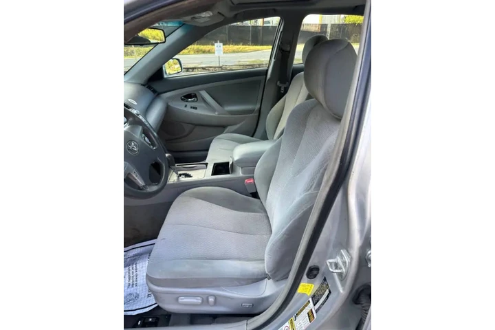 $4200 : 2011 Camry image 5