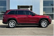 $28134 : Jeep Grand Cherokee 2022 4x2 thumbnail