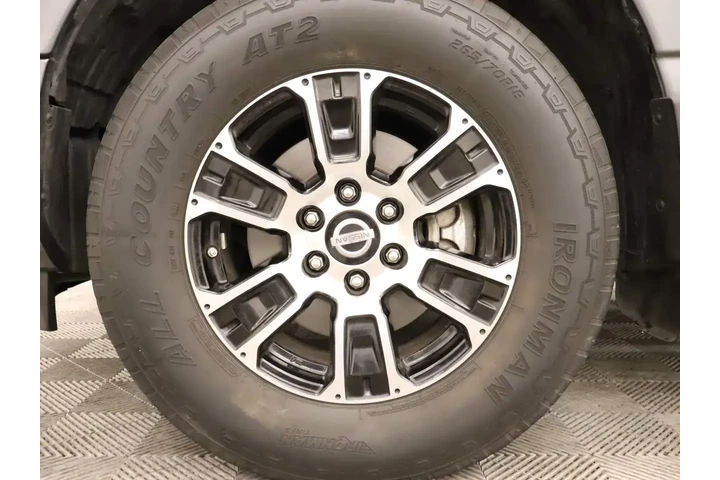 $23762 : Nissan Titan 2021 4x2 SV 4dr image 6